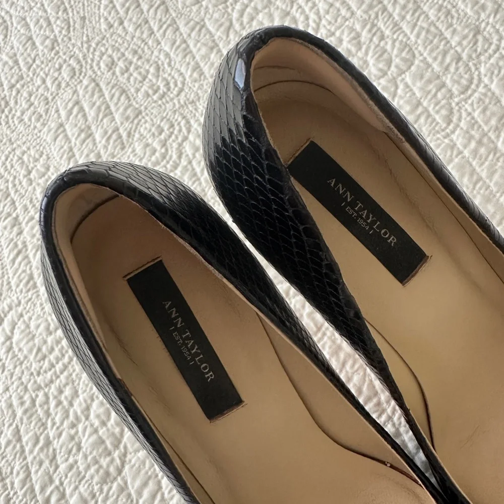 Ann Taylor Women’s Perfect Platform Pumps Heels Shoes Black Croc Texture Leather